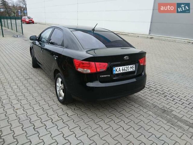 Черный Киа Черато, объемом двигателя 1.59 л и пробегом 253 тыс. км за 5300 $, фото 11 на Automoto.ua