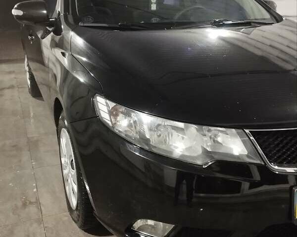 Черный Киа Черато, объемом двигателя 1.59 л и пробегом 180 тыс. км за 6800 $, фото 11 на Automoto.ua