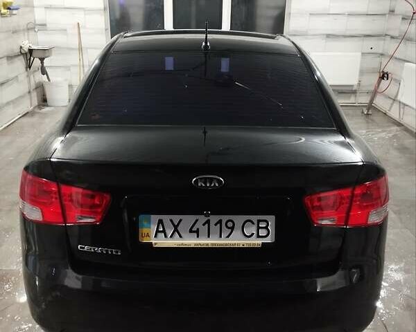 Черный Киа Черато, объемом двигателя 1.59 л и пробегом 180 тыс. км за 6800 $, фото 4 на Automoto.ua