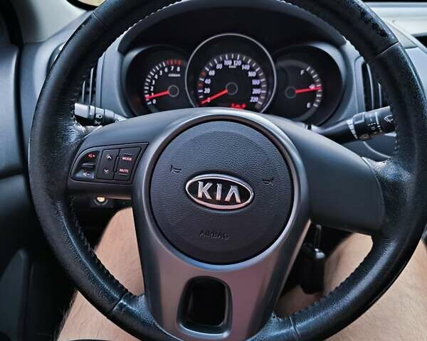 Черный Киа Черато, объемом двигателя 1.59 л и пробегом 164 тыс. км за 7500 $, фото 20 на Automoto.ua