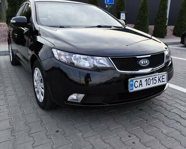 Черный Киа Черато, объемом двигателя 1.59 л и пробегом 164 тыс. км за 7500 $, фото 2 на Automoto.ua