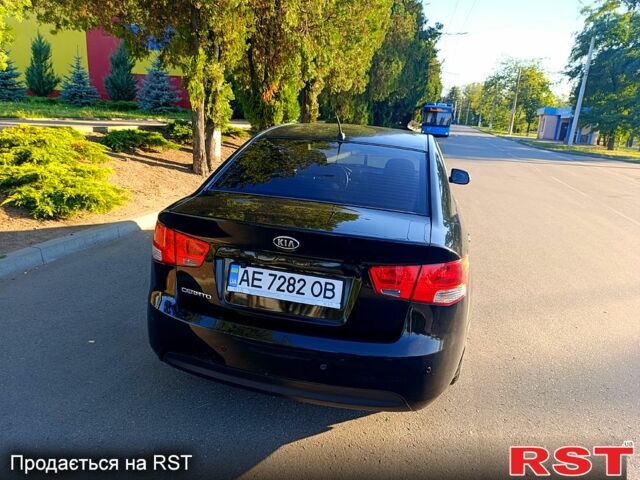 Чорний Кіа Черато, об'ємом двигуна 1.6 л та пробігом 210 тис. км за 6999 $, фото 5 на Automoto.ua