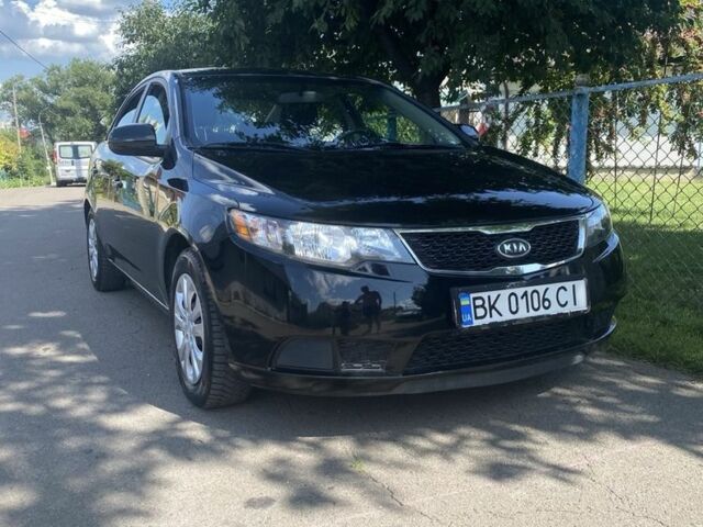 Киа Черато 2011 в Ровно на Automoto.ua Черный Киа Черато, объемом двигателя 2 л и пробегом 160 тыс. км за 7400 $, фото 14 на Automoto.ua