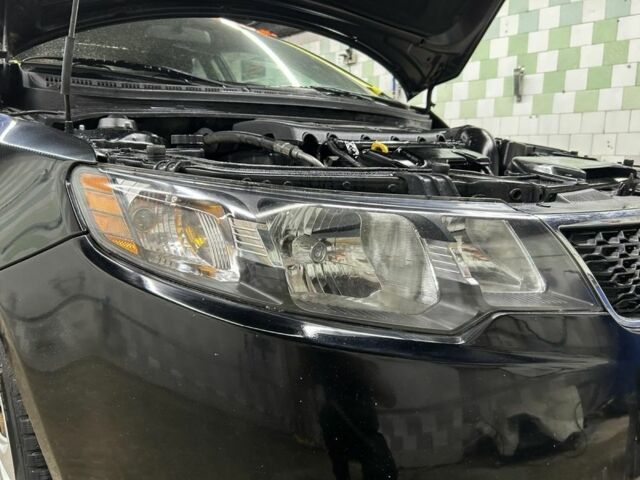 Киа Черато 2011 в Ровно на Automoto.ua Черный Киа Черато, объемом двигателя 2 л и пробегом 160 тыс. км за 7400 $, фото 3 на Automoto.ua