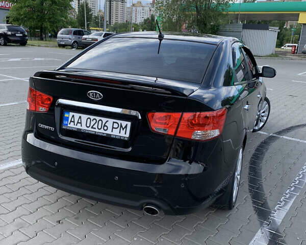 Черный Киа Черато, объемом двигателя 2 л и пробегом 175 тыс. км за 9400 $, фото 13 на Automoto.ua