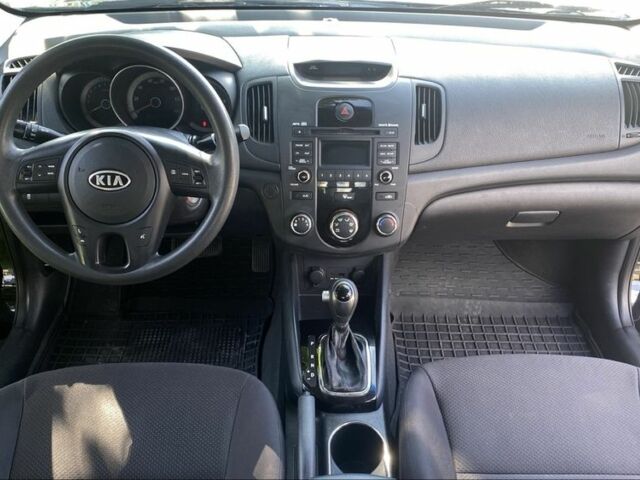 Киа Черато 2011 в Ровно на Automoto.ua Черный Киа Черато, объемом двигателя 2 л и пробегом 160 тыс. км за 7400 $, фото 15 на Automoto.ua