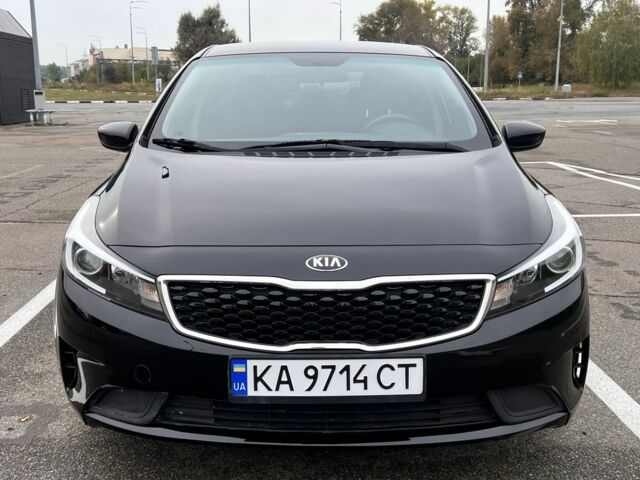 Черный Киа Черато, объемом двигателя 2 л и пробегом 121 тыс. км за 11900 $, фото 8 на Automoto.ua