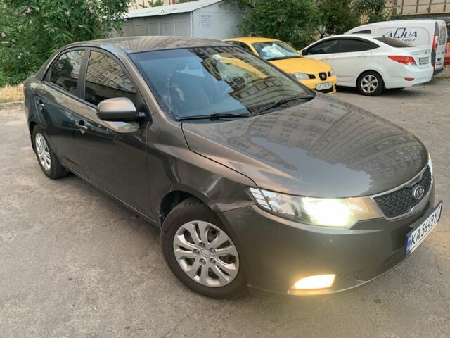 Коричневый Киа Черато, объемом двигателя 1.6 л и пробегом 270 тыс. км за 7500 $, фото 10 на Automoto.ua