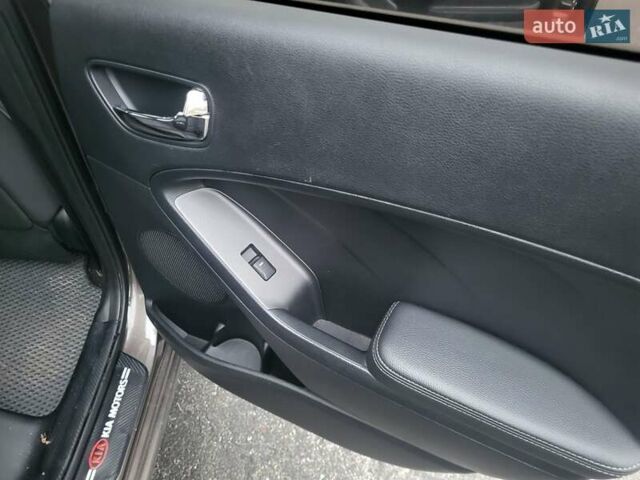 Коричневый Киа Черато, объемом двигателя 1.59 л и пробегом 171 тыс. км за 10500 $, фото 11 на Automoto.ua