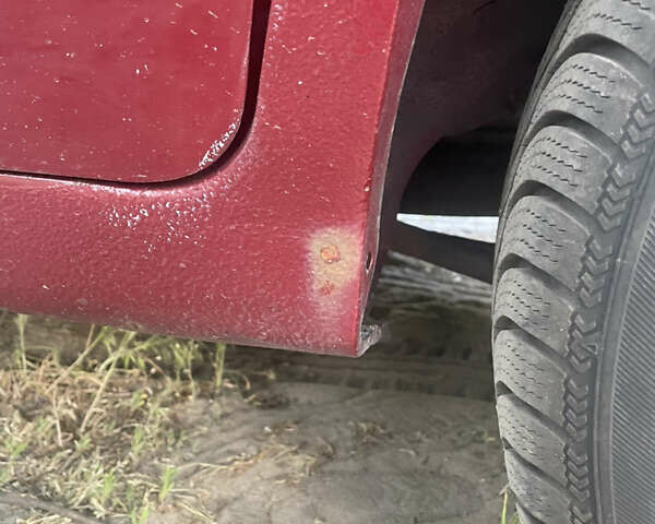 Червоний Кіа Черато, об'ємом двигуна 1.6 л та пробігом 340 тис. км за 2500 $, фото 7 на Automoto.ua