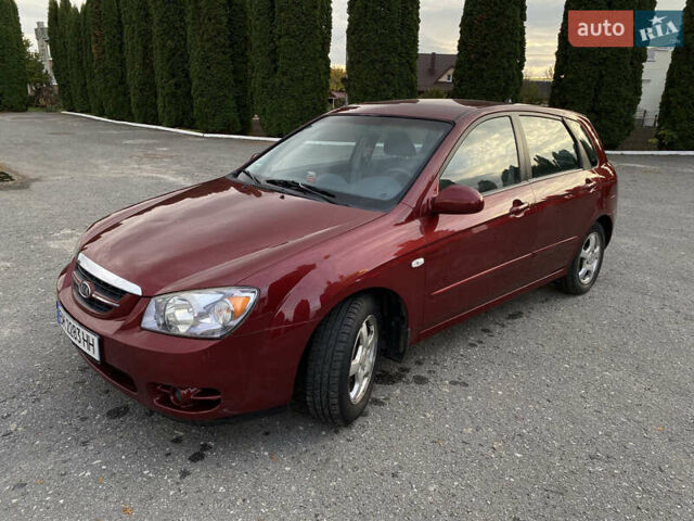 Киа Черато 2006 в Дубно на Automoto.ua Красный Киа Черато, объемом двигателя 1.6 л и пробегом 211 тыс. км за 4000 $, фото 1 на Automoto.ua