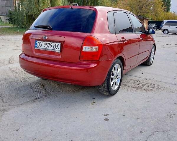 Червоний Кіа Черато, об'ємом двигуна 1.6 л та пробігом 120 тис. км за 4300 $, фото 4 на Automoto.ua