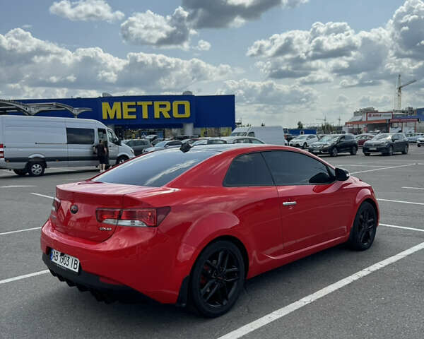 Красный Киа Черато, объемом двигателя 2 л и пробегом 146 тыс. км за 10000 $, фото 4 на Automoto.ua