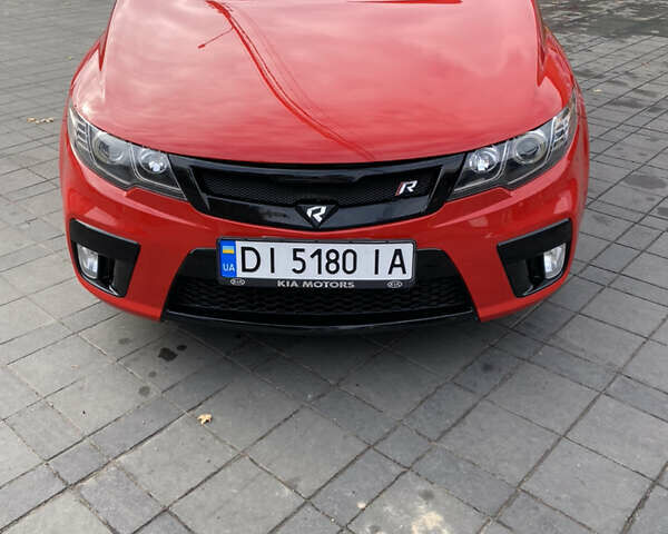 Красный Киа Черато, объемом двигателя 2 л и пробегом 110 тыс. км за 8200 $, фото 2 на Automoto.ua