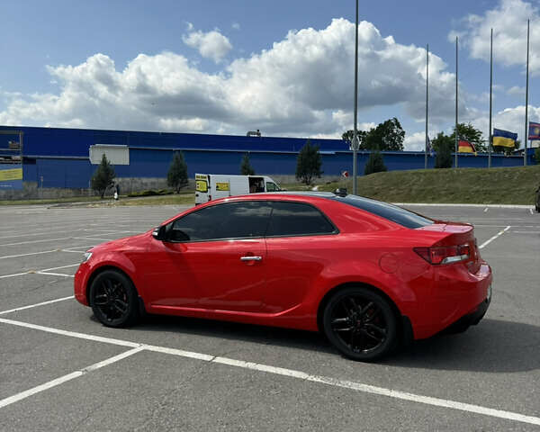 Красный Киа Черато, объемом двигателя 2 л и пробегом 146 тыс. км за 10000 $, фото 2 на Automoto.ua