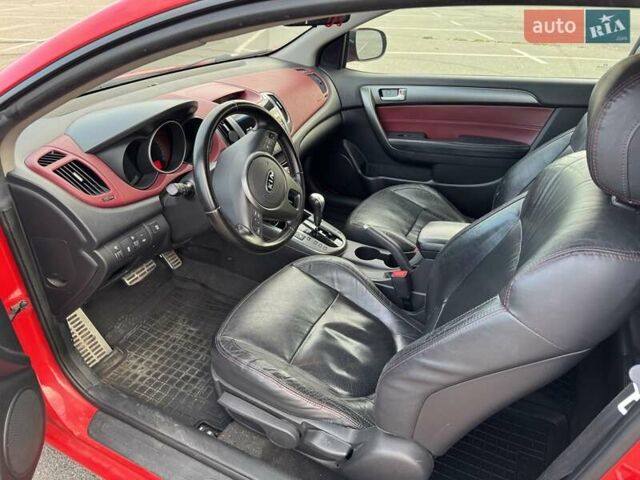Красный Киа Черато, объемом двигателя 2 л и пробегом 219 тыс. км за 8200 $, фото 11 на Automoto.ua