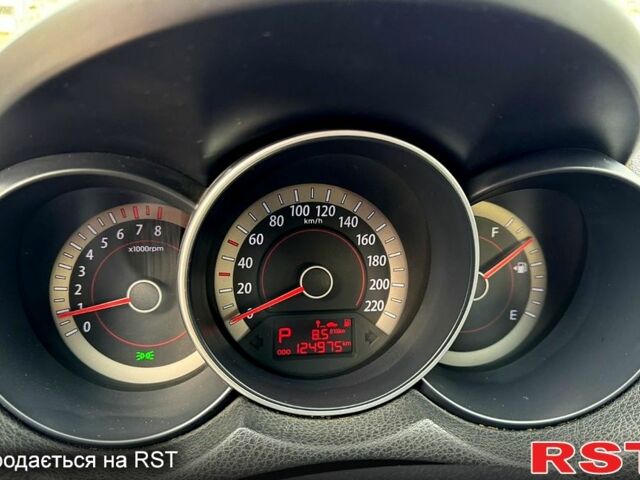 Красный Киа Черато, объемом двигателя 1.6 л и пробегом 128 тыс. км за 6700 $, фото 7 на Automoto.ua