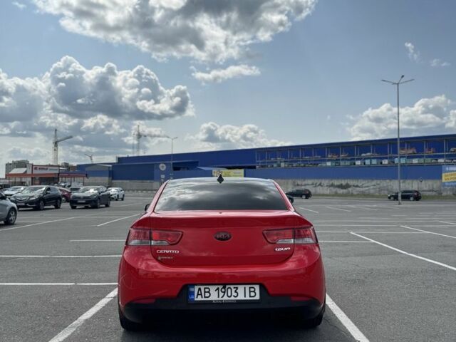 Красный Киа Черато, объемом двигателя 2 л и пробегом 146 тыс. км за 8000 $, фото 4 на Automoto.ua