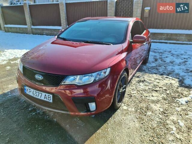 Червоний Кіа Черато, об'ємом двигуна 2 л та пробігом 200 тис. км за 8300 $, фото 13 на Automoto.ua