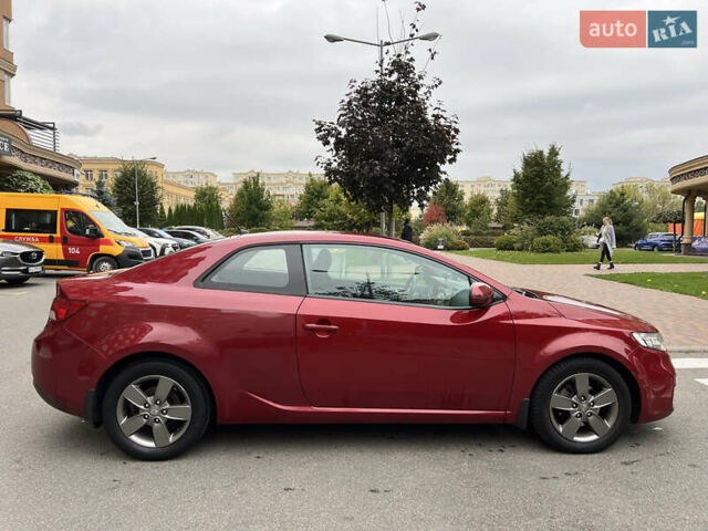 Красный Киа Черато, объемом двигателя 1.6 л и пробегом 135 тыс. км за 8800 $, фото 7 на Automoto.ua