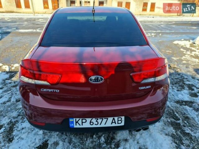 Червоний Кіа Черато, об'ємом двигуна 2 л та пробігом 200 тис. км за 8300 $, фото 10 на Automoto.ua