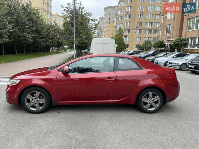 Красный Киа Черато, объемом двигателя 1.6 л и пробегом 135 тыс. км за 8800 $, фото 2 на Automoto.ua