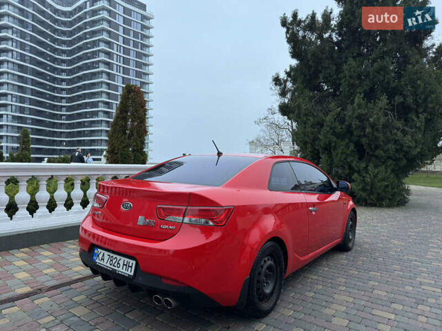 Красный Киа Черато, объемом двигателя 2 л и пробегом 165 тыс. км за 9700 $, фото 4 на Automoto.ua