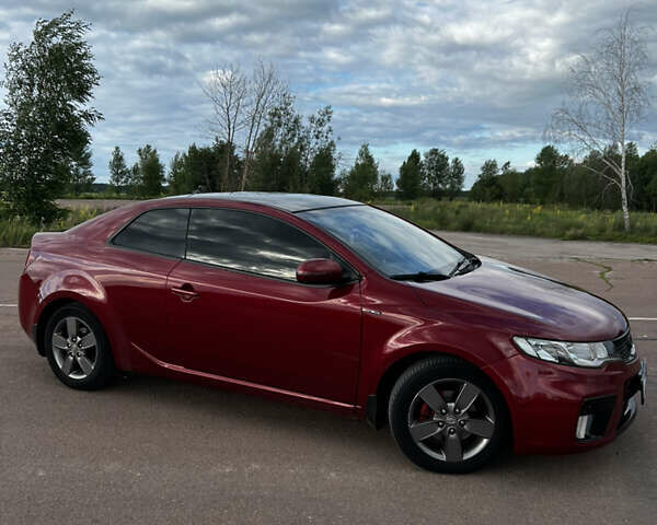 Красный Киа Черато, объемом двигателя 1.59 л и пробегом 168 тыс. км за 7800 $, фото 3 на Automoto.ua