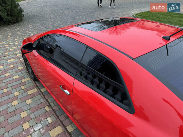 Красный Киа Черато, объемом двигателя 2 л и пробегом 165 тыс. км за 9700 $, фото 7 на Automoto.ua