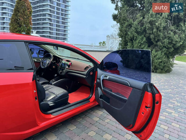 Красный Киа Черато, объемом двигателя 2 л и пробегом 165 тыс. км за 9700 $, фото 14 на Automoto.ua
