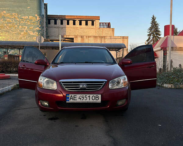 Красный Киа Черато, объемом двигателя 1.6 л и пробегом 212 тыс. км за 4500 $, фото 2 на Automoto.ua