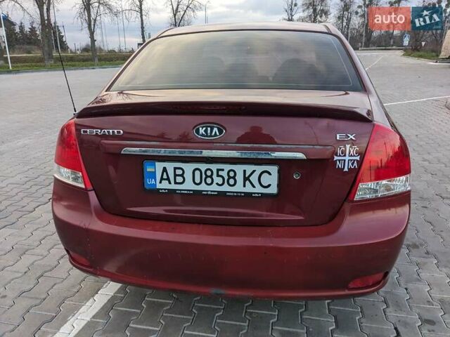 Красный Киа Черато, объемом двигателя 1.59 л и пробегом 240 тыс. км за 3750 $, фото 5 на Automoto.ua