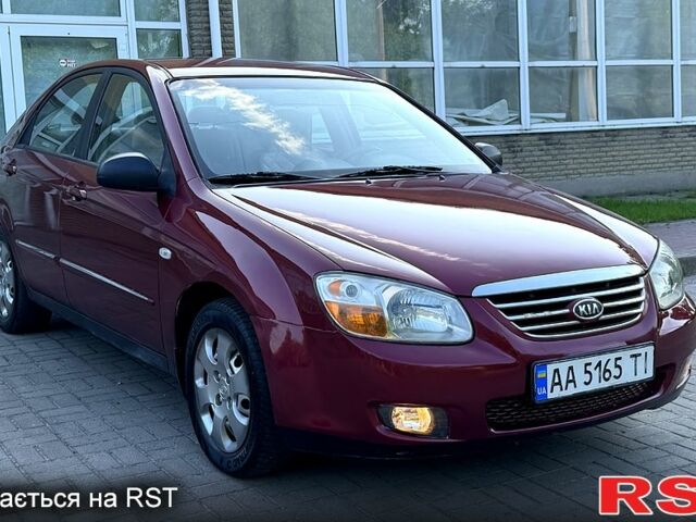Красный Киа Черато, объемом двигателя 1.6 л и пробегом 250 тыс. км за 3500 $, фото 4 на Automoto.ua