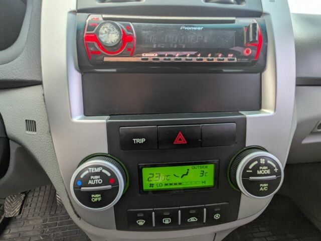 Красный Киа Черато, объемом двигателя 1.6 л и пробегом 240 тыс. км за 3750 $, фото 15 на Automoto.ua