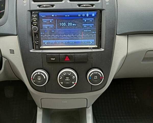 Червоний Кіа Черато, об'ємом двигуна 1.6 л та пробігом 118 тис. км за 5599 $, фото 14 на Automoto.ua