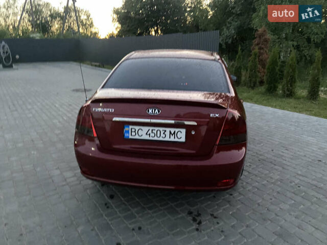 Красный Киа Черато, объемом двигателя 1.6 л и пробегом 198 тыс. км за 3750 $, фото 3 на Automoto.ua