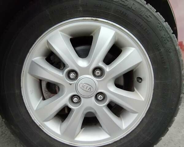 Кіа Черато 2008 у Коростене на Automoto.ua Червоний Кіа Черато, об'ємом двигуна 1.6 л та пробігом 126 тис. км за 5599 $, фото 25 на Automoto.ua