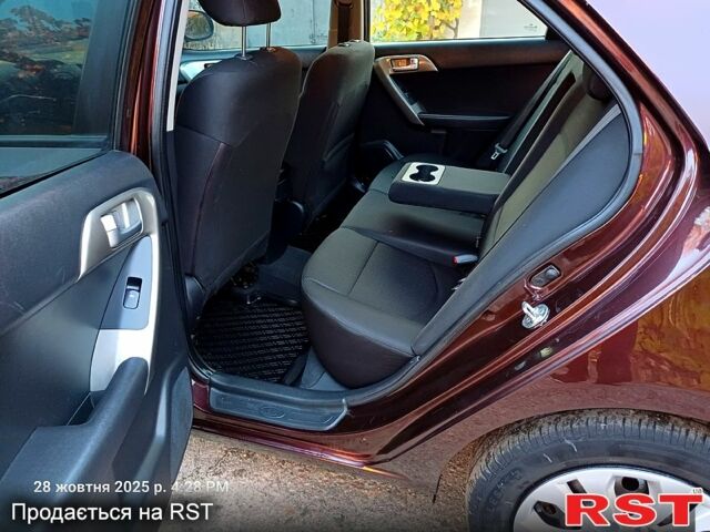 Киа Черато 2009 в Николаеве на Automoto.ua Красный Киа Черато, объемом двигателя 1.6 л и пробегом 170 тыс. км за 6200 $, фото 4 на Automoto.ua