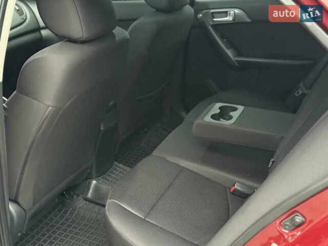 Красный Киа Черато, объемом двигателя 1.6 л и пробегом 200 тыс. км за 8900 $, фото 11 на Automoto.ua