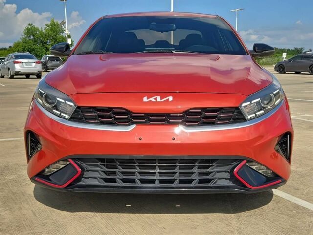 Красный Киа Черато, объемом двигателя 2 л и пробегом 17 тыс. км за 12000 $, фото 1 на Automoto.ua