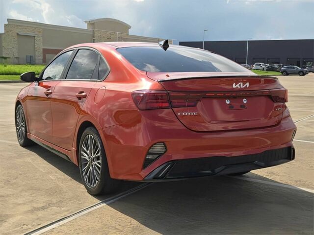 Красный Киа Черато, объемом двигателя 2 л и пробегом 17 тыс. км за 12000 $, фото 5 на Automoto.ua