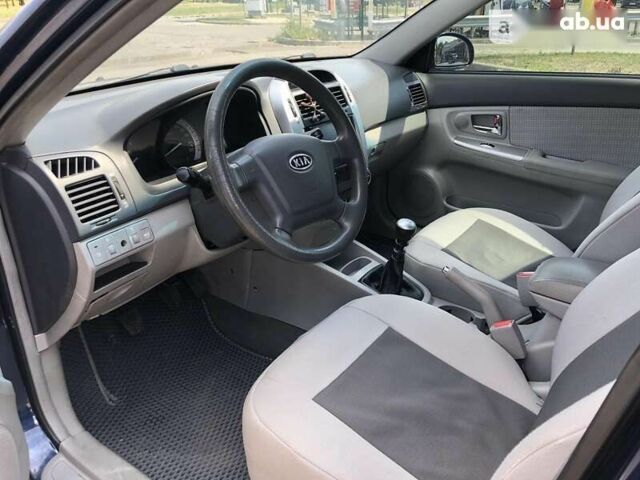 Киа Черато, объемом двигателя 0 л и пробегом 41 тыс. км за 5700 $, фото 22 на Automoto.ua