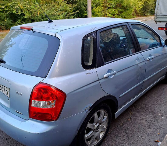 Киа Черато, объемом двигателя 2 л и пробегом 300 тыс. км за 1900 $, фото 2 на Automoto.ua