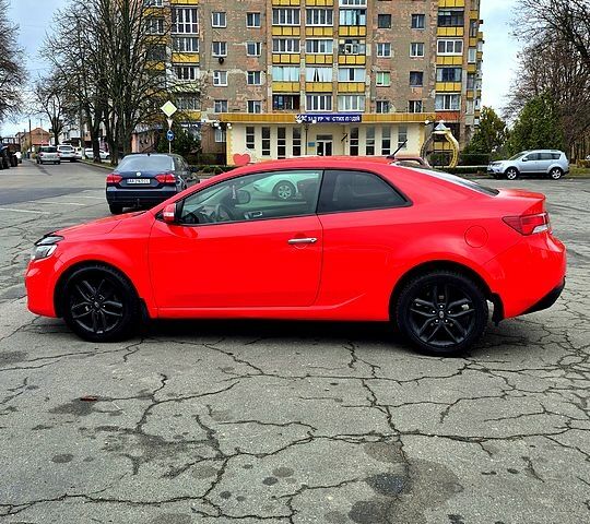 Киа Черато, объемом двигателя 20 л и пробегом 205 тыс. км за 7600 $, фото 3 на Automoto.ua