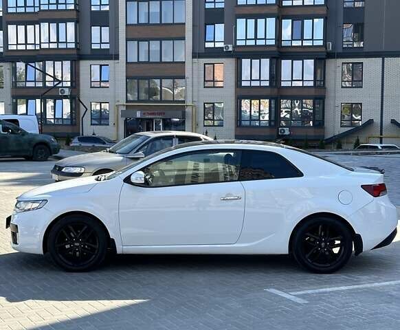 Кіа Черато, об'ємом двигуна 2 л та пробігом 110 тис. км за 9800 $, фото 8 на Automoto.ua