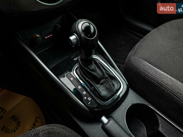 Киа Черато, объемом двигателя 1.6 л и пробегом 185 тыс. км за 7620 $, фото 13 на Automoto.ua