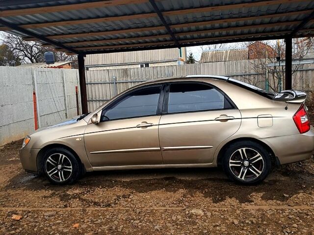 Киа Черато, объемом двигателя 16 л и пробегом 200 тыс. км за 3800 $, фото 2 на Automoto.ua