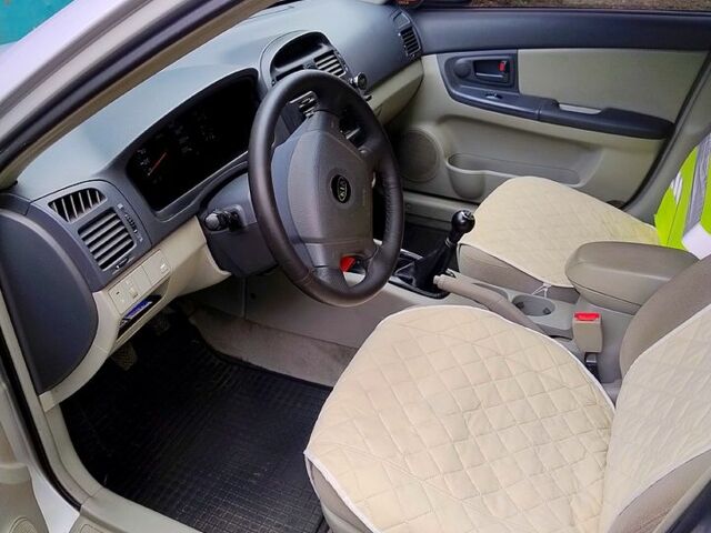 Киа Черато, объемом двигателя 1.6 л и пробегом 160 тыс. км за 4300 $, фото 1 на Automoto.ua