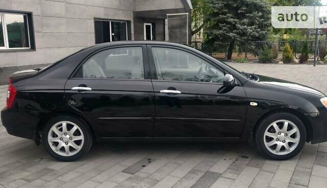 Кіа Черато, об'ємом двигуна 2 л та пробігом 252 тис. км за 5800 $, фото 6 на Automoto.ua