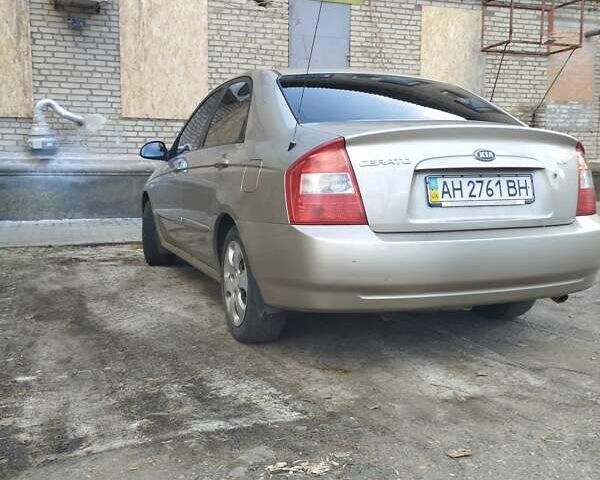 Киа Черато, объемом двигателя 1.6 л и пробегом 125 тыс. км за 6000 $, фото 4 на Automoto.ua